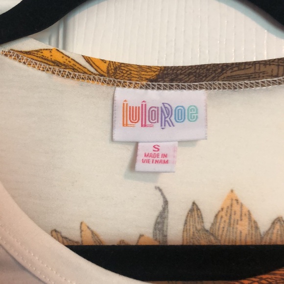 Sun flower top - Picture 3 of 3